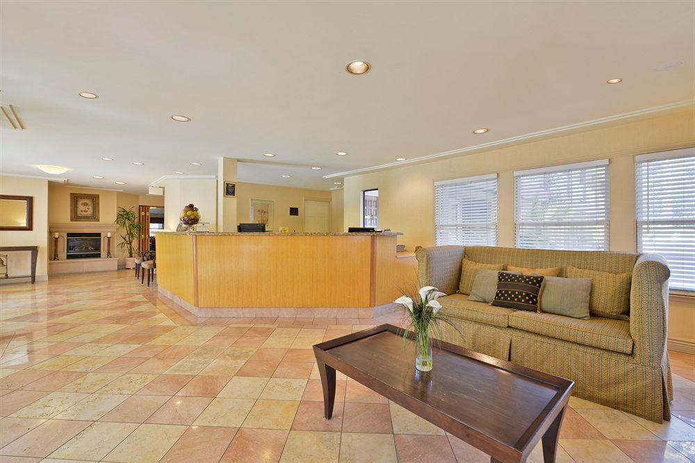 Surestay Plus Hotel By Best Western Mountain View Interior photo